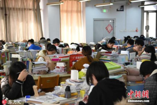 ɽʡĳУϰҡ  ͼƬԴIC ȨƷ ת