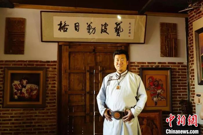 ͼΪɹƤ񻭷Ŵ˼ֺΰܷ߹ͼ