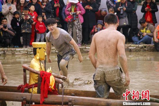 ڹˮĸϰٽصתȦ񱼣ò֡ 