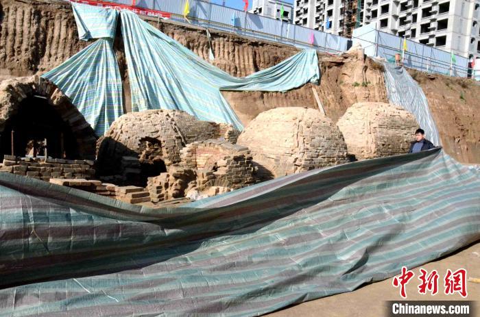 ����Ĺ�����ڶ���שĹ�������߲��֣����н϶���ҡ����ҡ���������Ʒ��Ϊ�����������ⶼ�����˵��ݶ�������Ĺ����ص㡣�������� ��