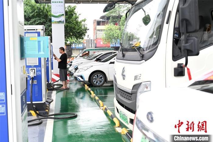 ����ʹ���ֻ�ɨ�룬Ϊ����Դ������硣������ ��