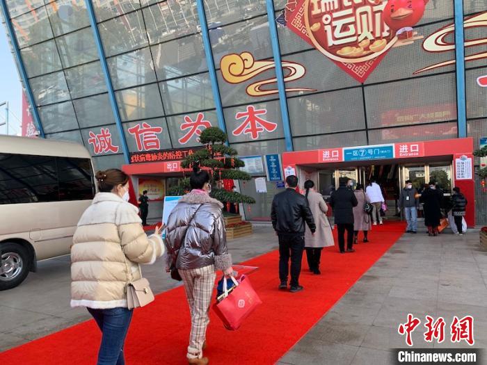 ��׼ʩ���µġ����糬�С����ڣ�����ӿ���̻�����