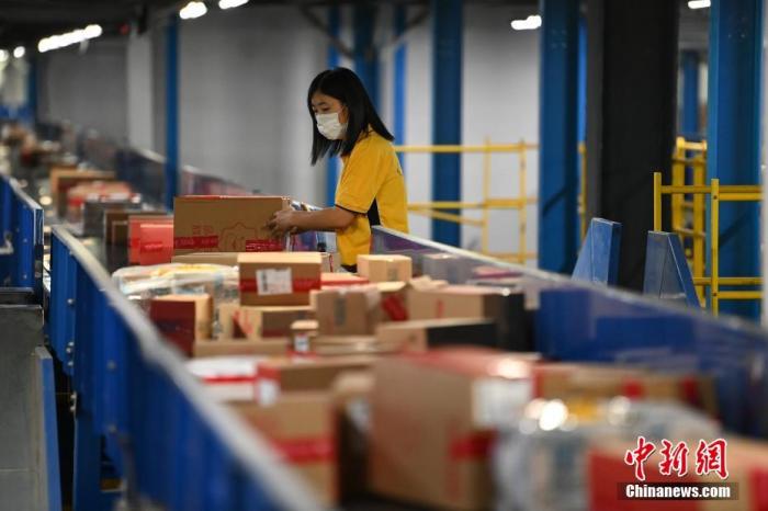 ����ͼ������������Ա�ּ�����<a target='_blank' href='http://www.chinanews.com/'>������</a>���� ��� ��