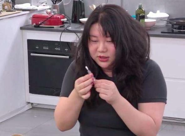 Ůǿ�˲�������������Ϊ�˹����������壬���Ż�Ϊ�˹����������