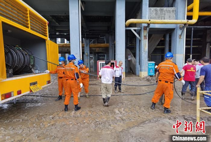 ����������Ա����ɽ��ͨ����ĳ��ҵ��Ϊ��̨ˮ�ý������硣�Ĵ������ṩ