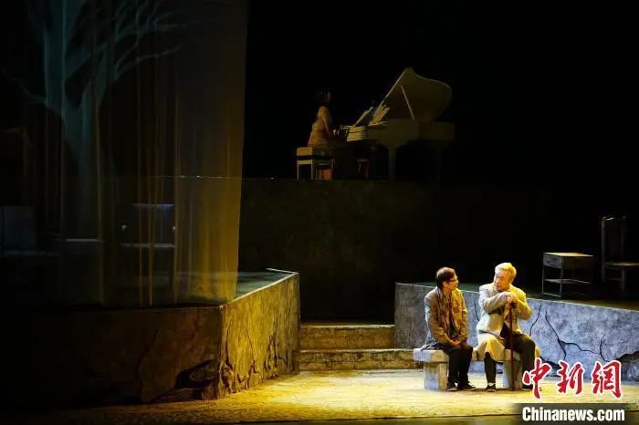 ����ͼ��7��31�գ�����������Ʒ����֮�á���Ƭ�ε��ڱ���������Ժ���ݡ�ͼΪ����֮�á����ա����췽��ͼ