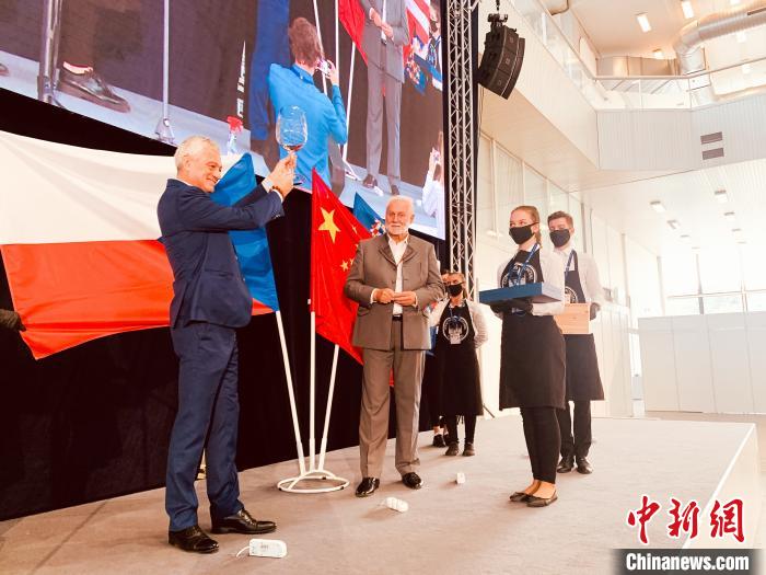 ��27�����ʱ��³�����������Ѿƴ�����Ļ�ֳ�����ί������������Ϊ2021���28������ٰ�ء�����ʱ��³�����������Ѿƴ�����ί�ṩͼ