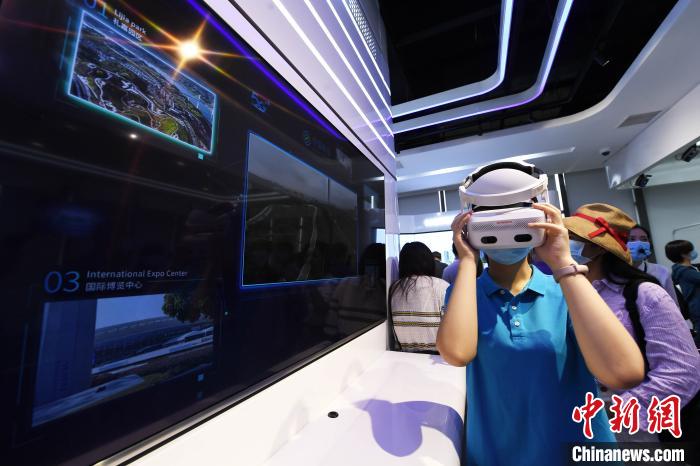 ͼΪ����������������ǻ۹�԰�ڵĸ߿Ƽ�������Ŀ�����³� ��