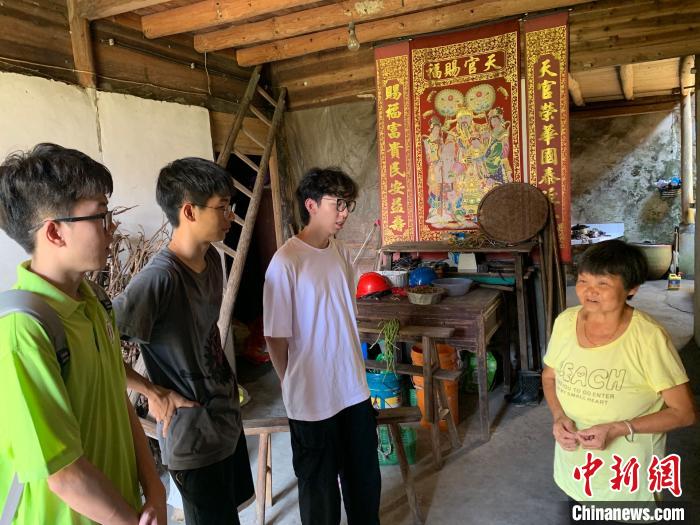 �㽭�ƾ���ѧ�Ŷ�������ͨ�С�����ǧȻ ��