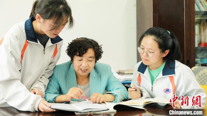 ͼΪ�ƹ���Ϊѧ����ָ������Ҧ��Ƽ ��