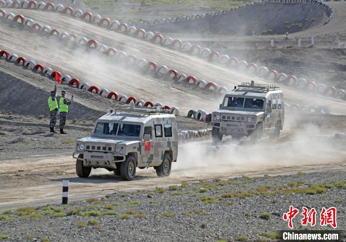 �й������Ӻ����ȱ��˹̹�����Ӽ�ʻ���������н��������˲� ��