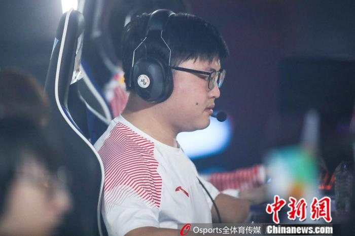 ���Ժ����żӴ����˻�Ӣ�����˱�����Ŀ�����С�ͼƬ��Դ��Osportsȫ����ͼƬ��