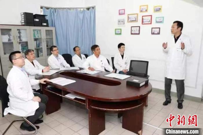 ר�������о�֤ʵ��Ѫѹ������140-180mmHg�����������л��߿���