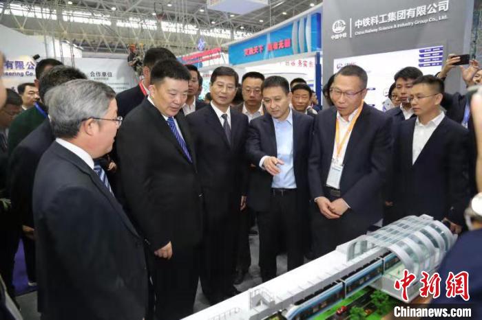 ͼΪ���չ��г������Ų��� ��ǿ ��