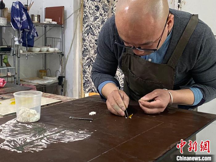 ͼΪҦСǬ�������ử�����Ե��� ��