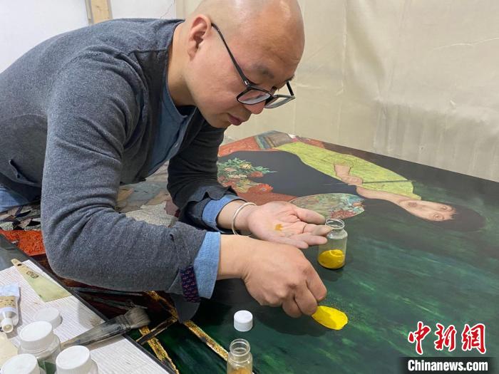 �й��������ƶ����硰��Ȧ����ͳ��ѧ�Գ��ȶ�