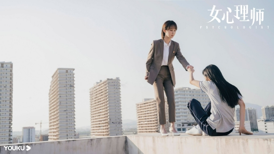 ��Ů����ʦ��ȡ�����ϡ�