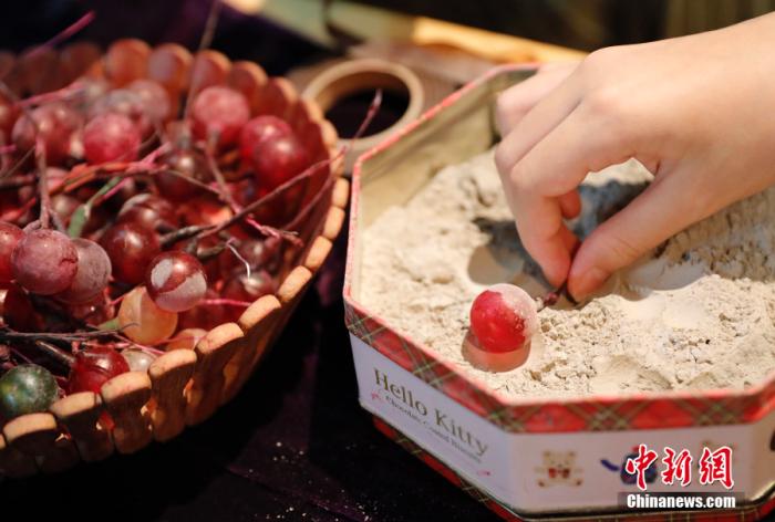 �������ѡ���˪��<a target='_blank' href='/' >������</a>���� ��� ��