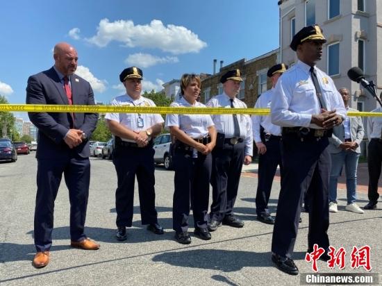 ���գ������׶���ʢ�ٷ�������ǹ��������������12����ǹ����ý�ƣ������������������𶯡������׶��� ͼƬ��Դ���Ӿ��й�