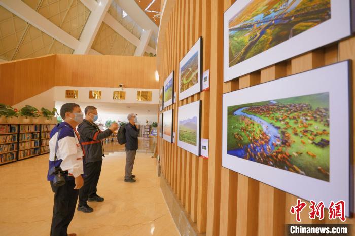 ����ʮ�Ľ��й�������Ӱ����չ���˰��˰���ɽ��Ļ