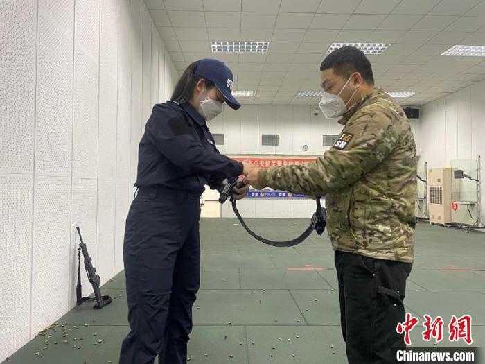 ���˰�������԰������ǹ ���� ��