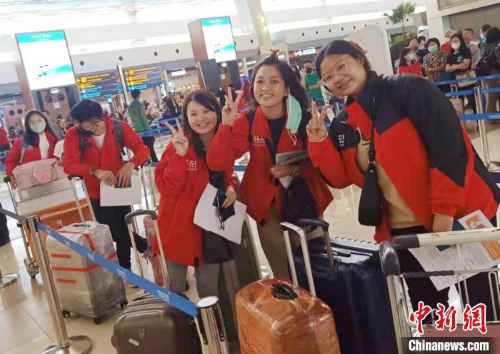 ͼΪӡ����ѧ���ڰ����ǻ��������������� ��ͼ