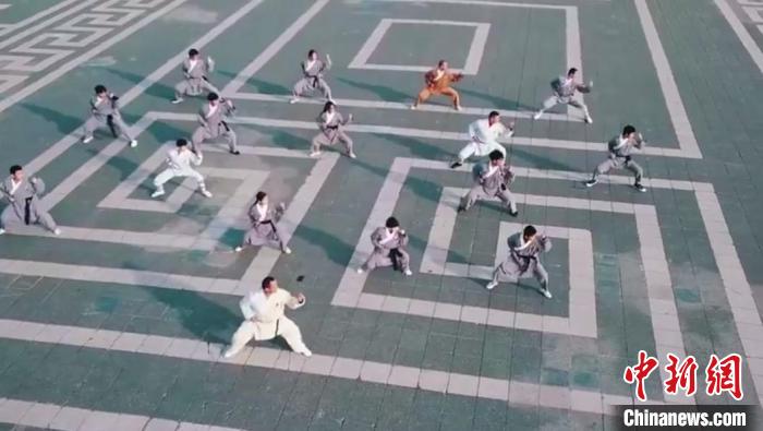 �����Уʦ��ͬ�����ƺϳ���������Ŀ��ͼ ��