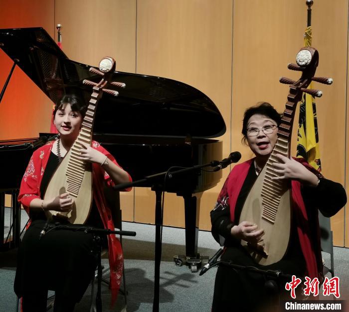 �й�������άƽ��Ů���շ��������á���³�����ѧԺ��ͼ