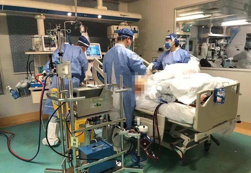 ����������Ů�Ӹ�Ⱦ���������������Ժ�������2025���ˡ�