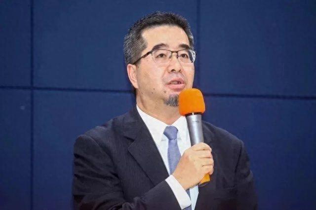 ����������ָ��������б���