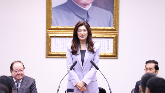 郑丽文获邀访问大陆,“睁眼看大陆,也看懂全世界”